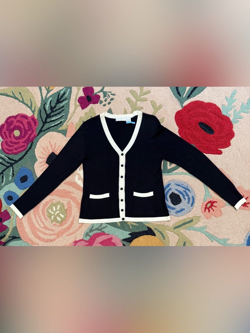 Liz Claiborne flowy acetate sweater, sz small